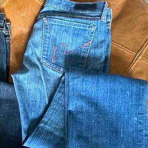 Women’s Citizen of Humanity - “Kelly” - stretch - low waisted bootcut - size 30